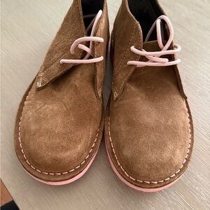Veldskoen Brown Suede Shoes with Pink Accents
